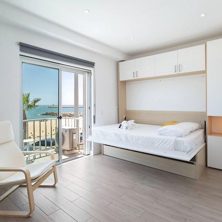 Centralgarve - Stunning Beach Front Studio - Astro Картейра Экстерьер фото